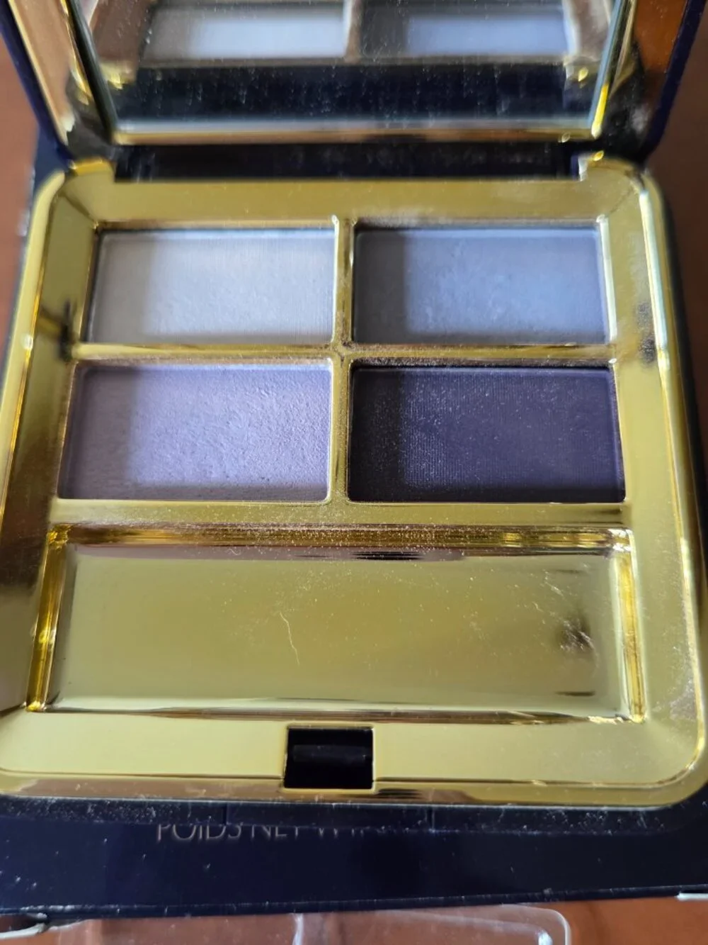 Estee Lauder Signature M07 Arctic Night Eyeshadow Quad in Original Box Brushes